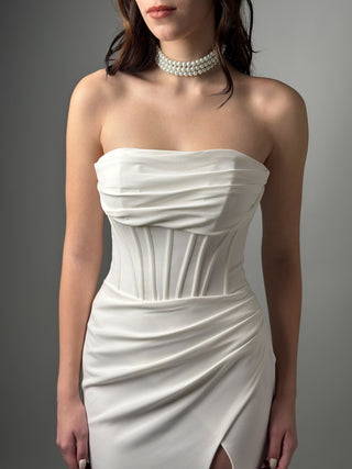 Crepe Wedding Dresses - Elegant, Timeless Gowns for Every Bride - Dresses Dioma
