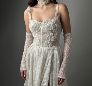 Lace Wedding Dresses & Gowns