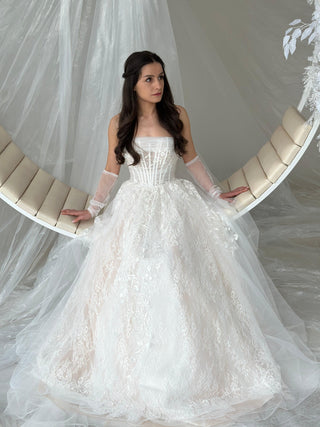 A-line Tulle Lace bridal gown Nadya - Dresses Dioma
