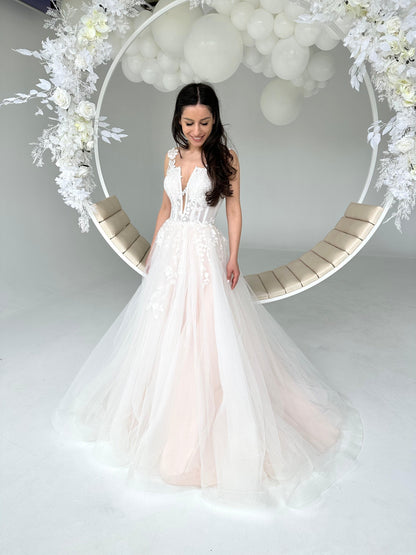 Floral Tulle Wedding Dress - Dresses Dioma