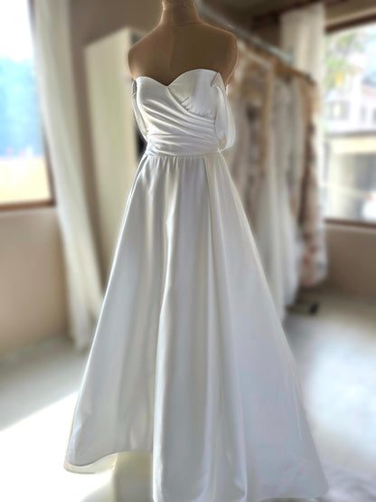 Elegant A-line wedding dress Off the shoulder Alyson - Dresses Dioma