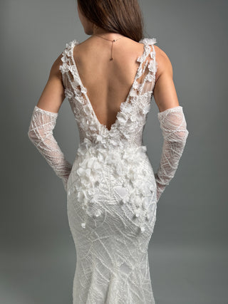 Floral Modern Deep V Mermaid Wedding Gown Open Back - Dresses Dioma