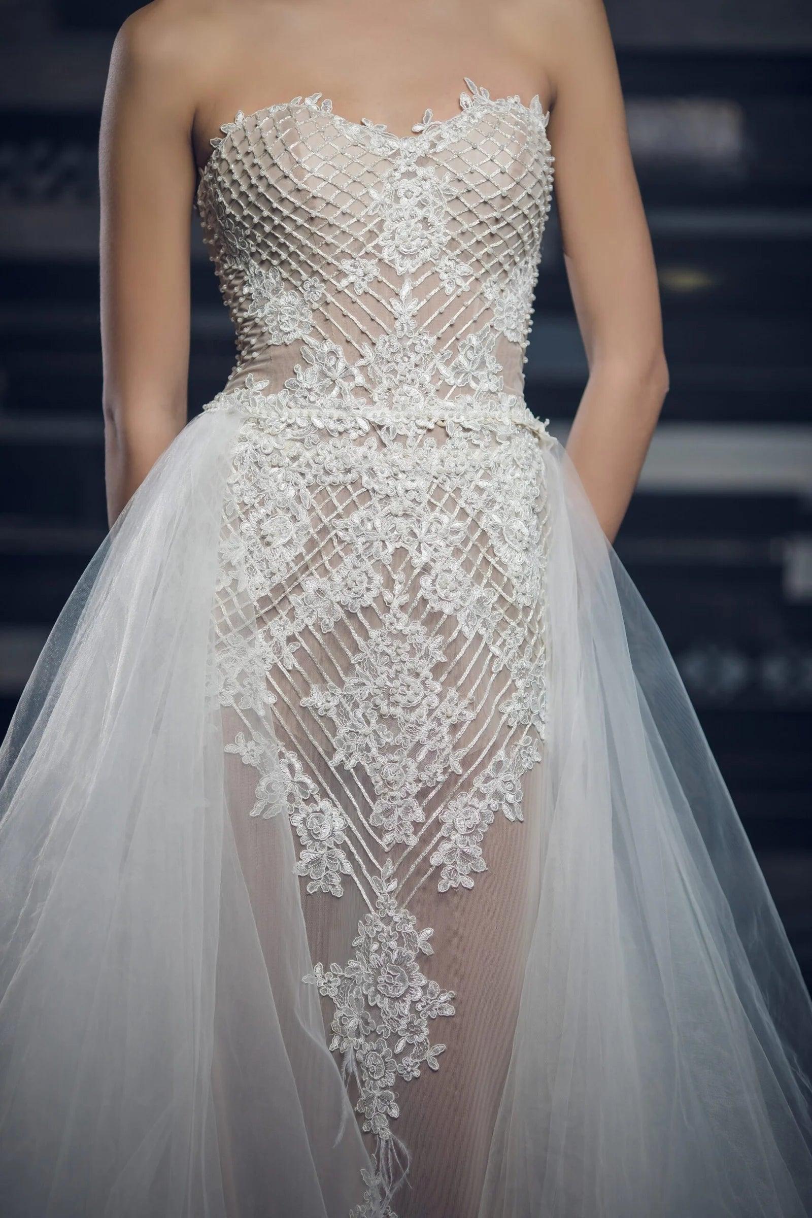 Unique Lace wedding dress - Dresses Dioma