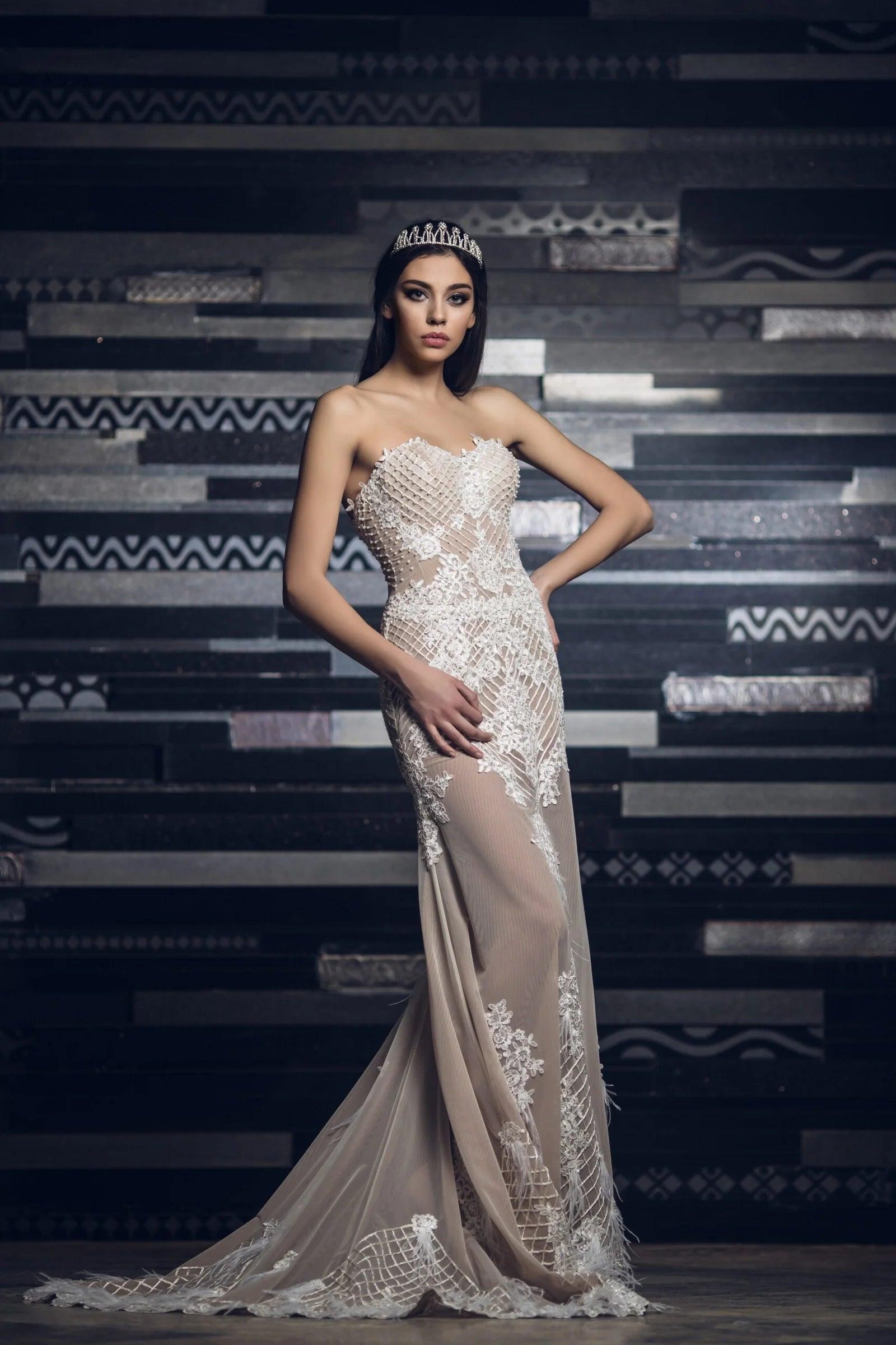 Unique Lace wedding dress - Dresses Dioma