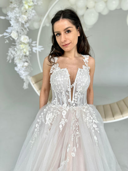 Floral Tulle Wedding Dress - Dresses Dioma