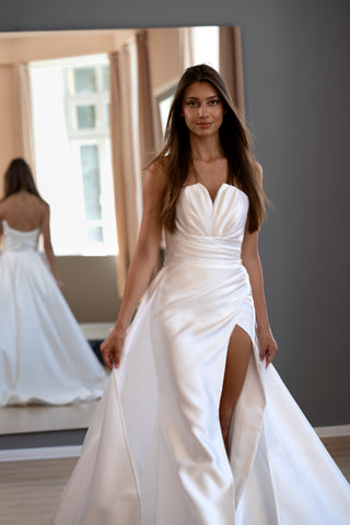 Elegant Mermaid Mikado Wedding Dress Belle with Detachable Train