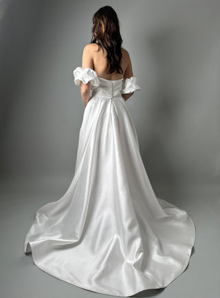 Elegant Classic Luxury Mikado A-line Wedding Dress Amelia - Dresses Dioma
