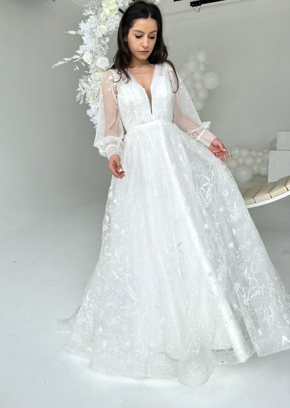 Celestial Stars Moon wedding dress with long sleeves - Dresses Dioma