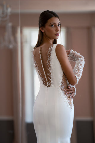 Elegant Mermaid Crepe wedding dress Grace with gloves