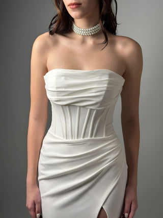 Crepe Mermaid Wedding Dress Minimalist, Sleek, & Modern Bridal Gown Katrine - Dresses Dioma