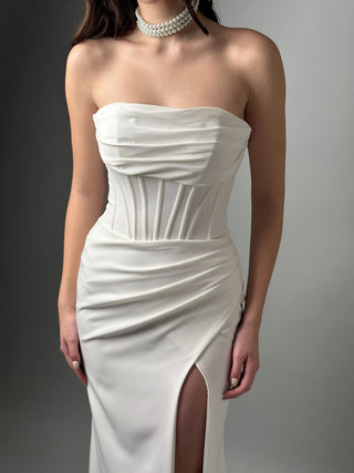 Crepe Mermaid Wedding Dress Minimalist, Sleek, & Modern Bridal Gown Katrine - Dresses Dioma