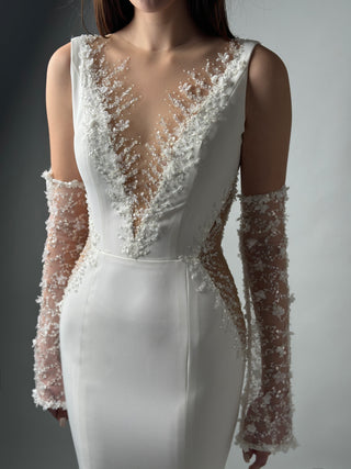 Elegant Mermaid Crepe wedding dress Grace with gloves