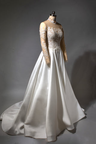 Modest Lace Wedding Dress Long Sleeve