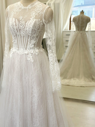 Turtleneck Floral Lace Tulle Gown - Dresses Dioma