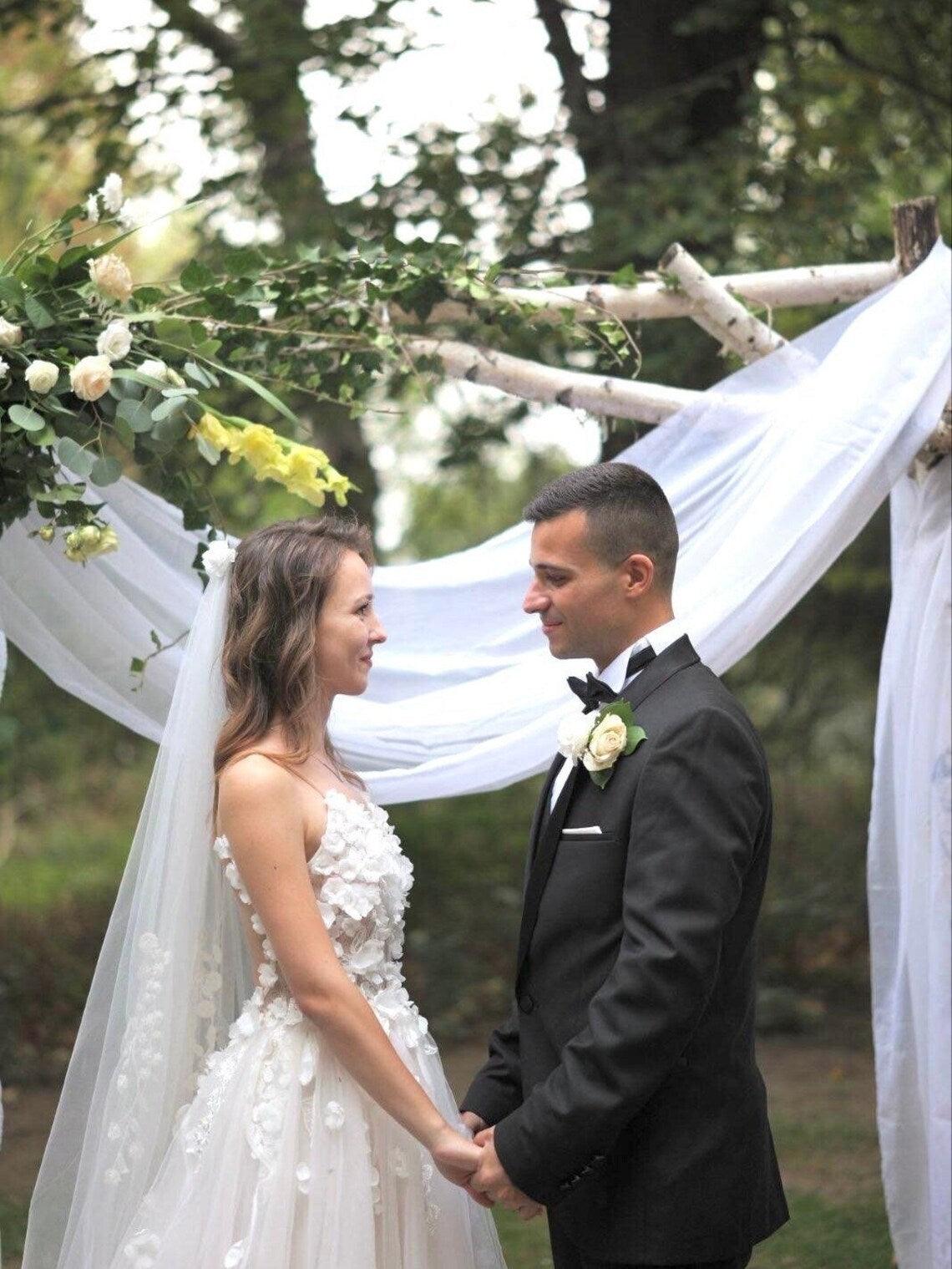 Floral wedding dress Open Back