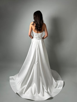 Elegant Mermaid Mikado Wedding Dress Belle - Dresses Dioma